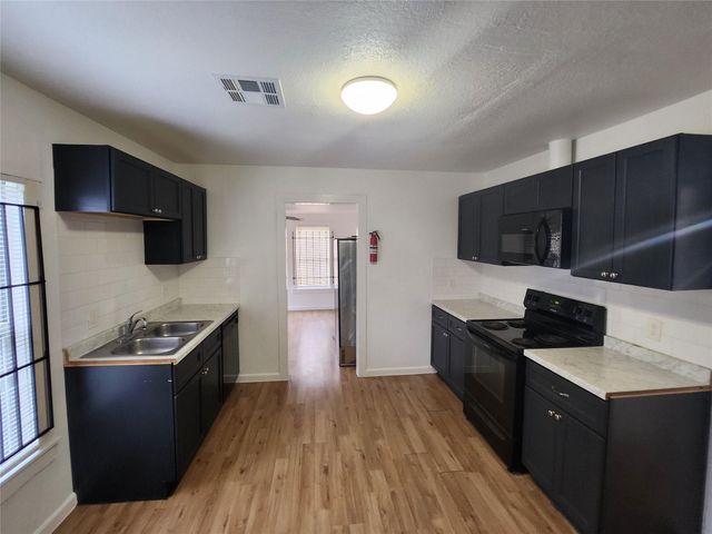 3206 Anita Street, Houston, TX 77004