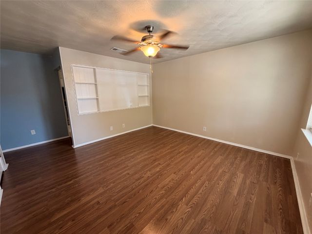 825 Bryan Drive, Bedford, TX 76022