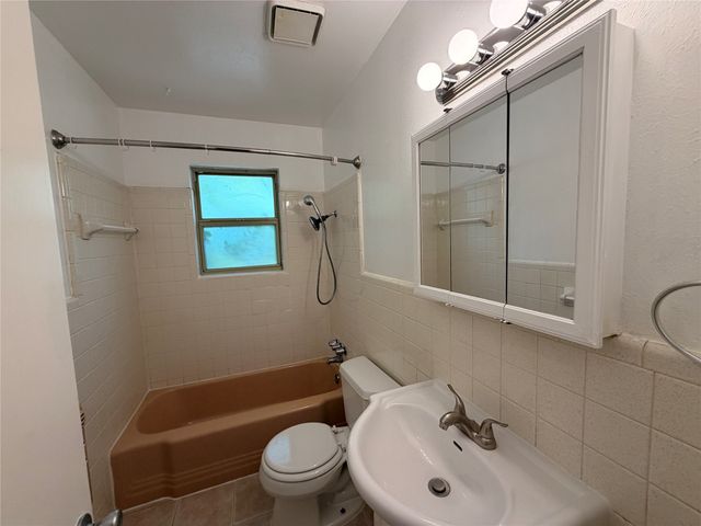 825 Bryan Drive, Bedford, TX 76022