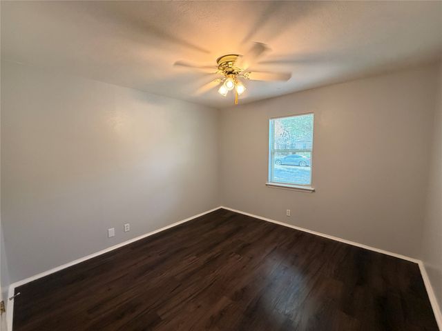 825 Bryan Drive, Bedford, TX 76022