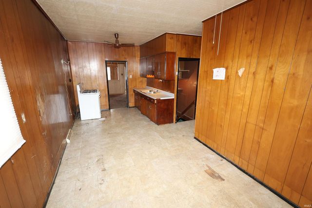 1325 S 29th Street, South Bend, IN 46615