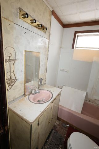 1325 S 29th Street, South Bend, IN 46615