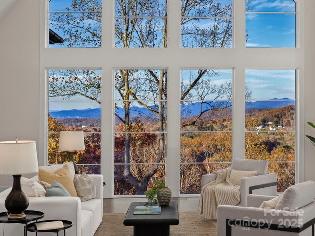 222 Secluded Hills Lane, Arden, NC 28704