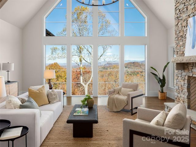 222 Secluded Hills Lane, Arden, NC 28704