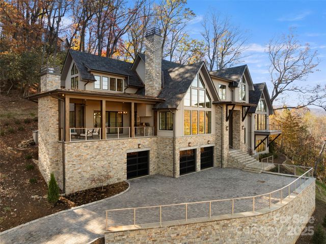 222 Secluded Hills Lane, Arden, NC 28704