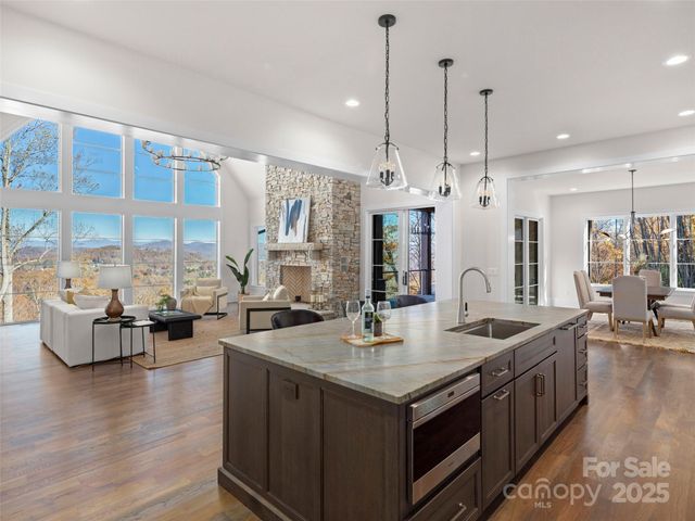 222 Secluded Hills Lane, Arden, NC 28704