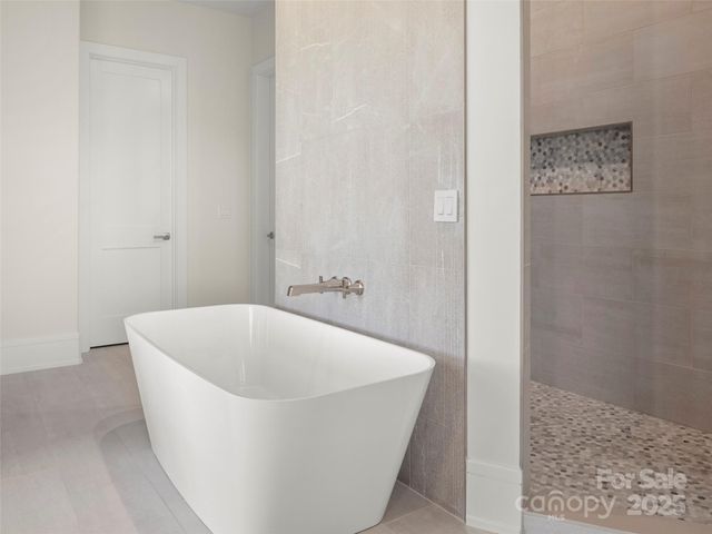 222 Secluded Hills Lane, Arden, NC 28704