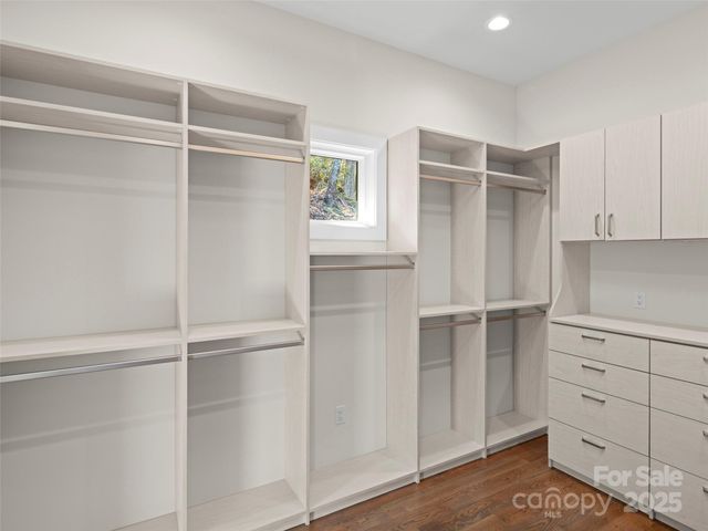 222 Secluded Hills Lane, Arden, NC 28704