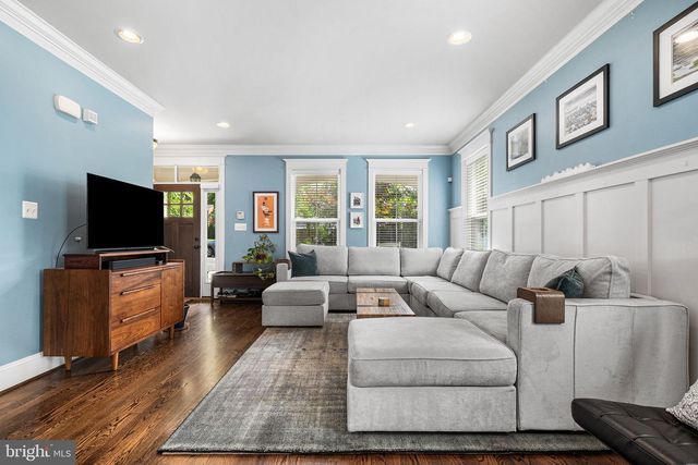 1203B LINCOLN AVE, Falls Church, VA 22046