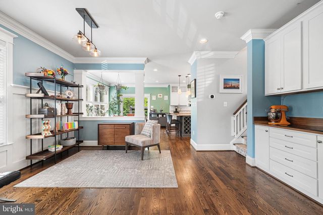 1203B LINCOLN AVE, Falls Church, VA 22046