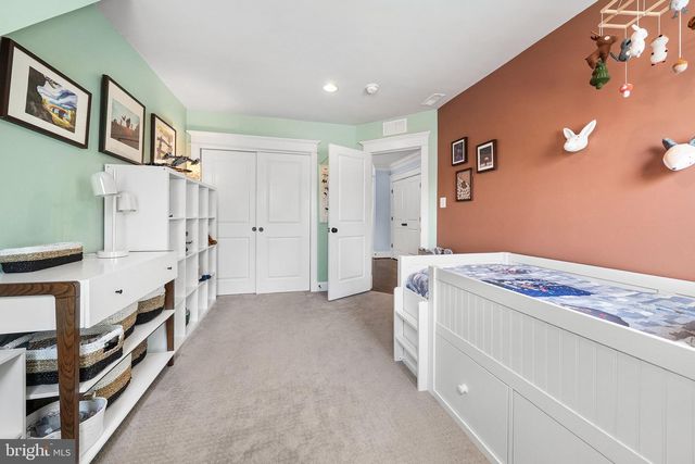 1203B LINCOLN AVE, Falls Church, VA 22046