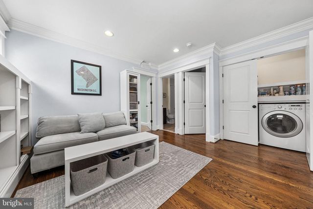 1203B LINCOLN AVE, Falls Church, VA 22046