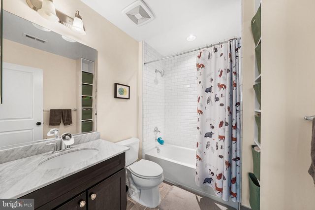 1203B LINCOLN AVE, Falls Church, VA 22046
