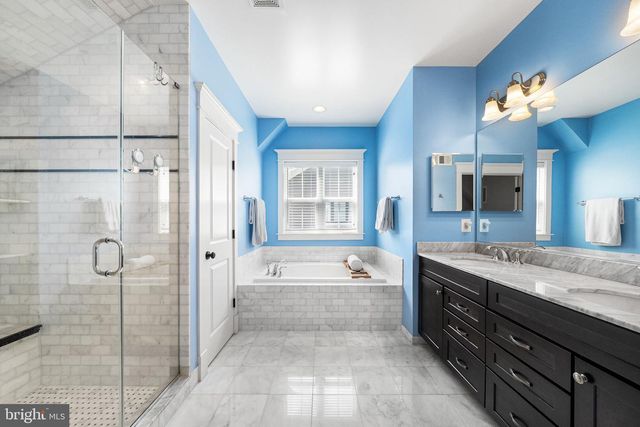 1203B LINCOLN AVE, Falls Church, VA 22046