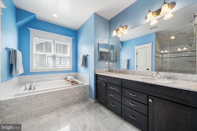 1203B LINCOLN AVE, Falls Church, VA 22046