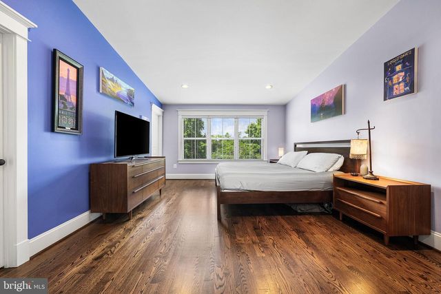 1203B LINCOLN AVE, Falls Church, VA 22046