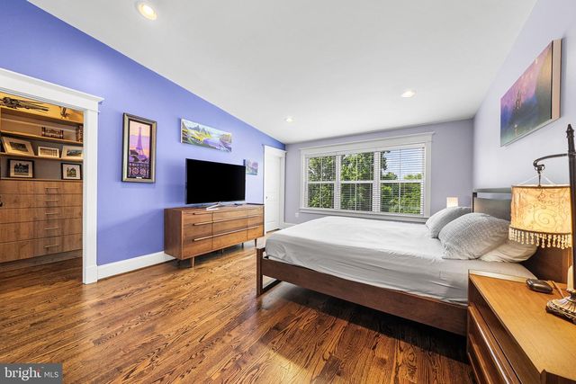 1203B LINCOLN AVE, Falls Church, VA 22046