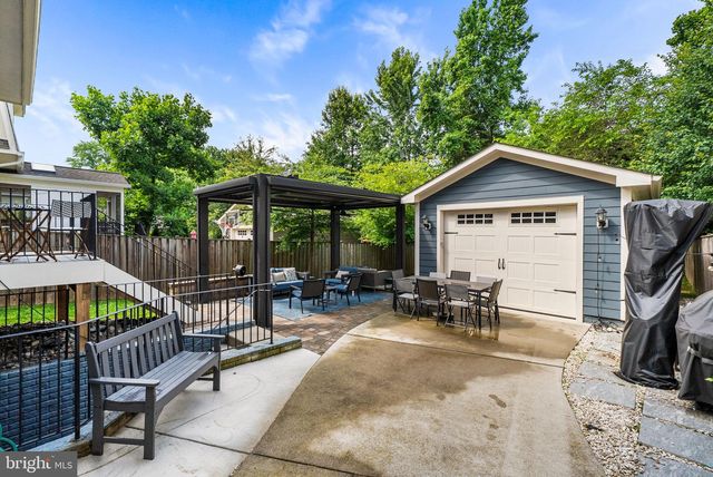1203B LINCOLN AVE, Falls Church, VA 22046