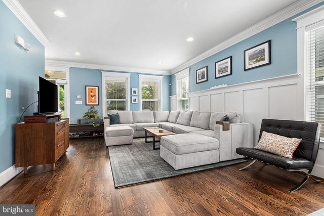 1203B LINCOLN AVE, Falls Church, VA 22046