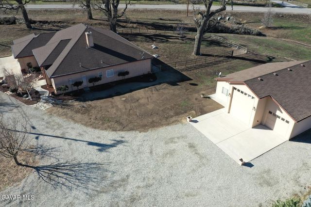 23001 Lakeview Drive, Tehachapi, CA 93561