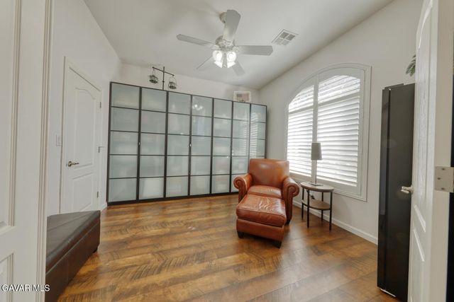 23001 Lakeview Drive, Tehachapi, CA 93561