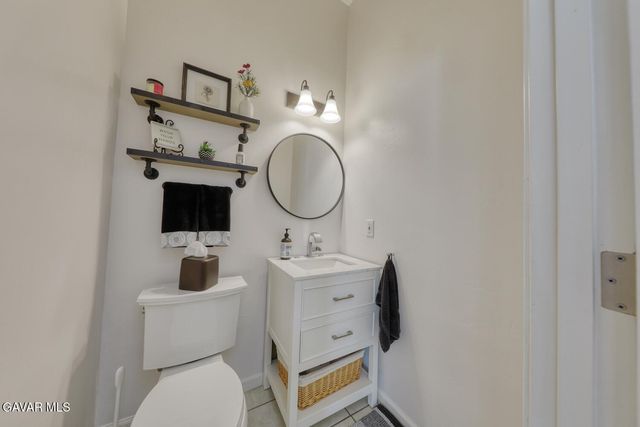 23001 Lakeview Drive, Tehachapi, CA 93561