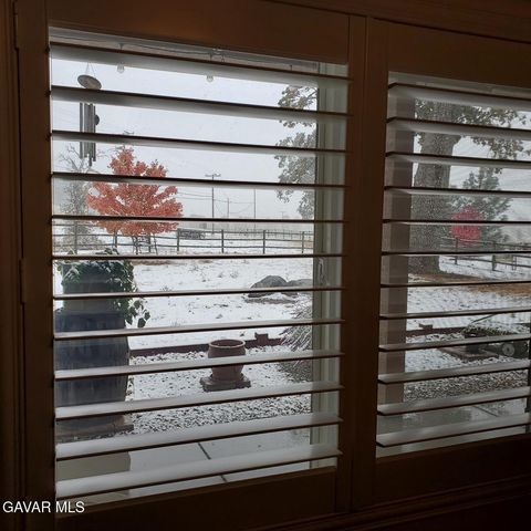 23001 Lakeview Drive, Tehachapi, CA 93561