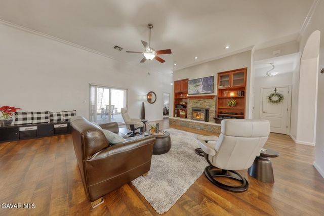 23001 Lakeview Drive, Tehachapi, CA 93561