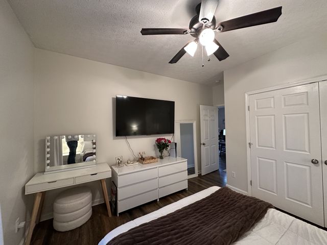 1028 Mount Vernon Rd, Bethpage, TN 37022