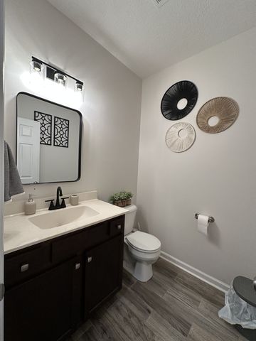 1028 Mount Vernon Rd, Bethpage, TN 37022