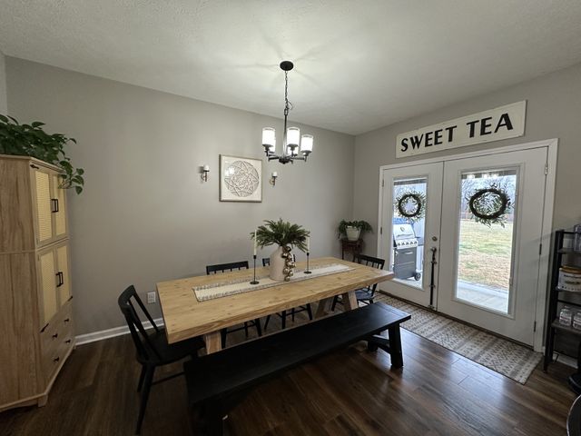 1028 Mount Vernon Rd, Bethpage, TN 37022