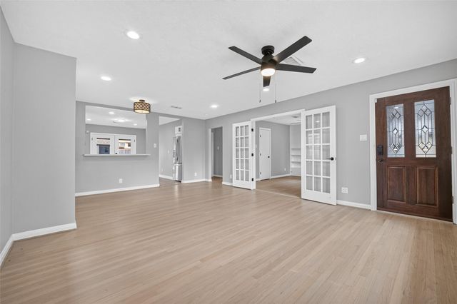 419 Fairbanks Street, Houston, TX 77009