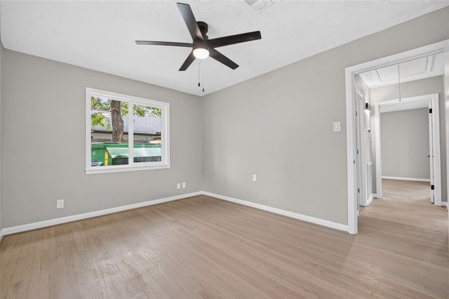 419 Fairbanks Street, Houston, TX 77009