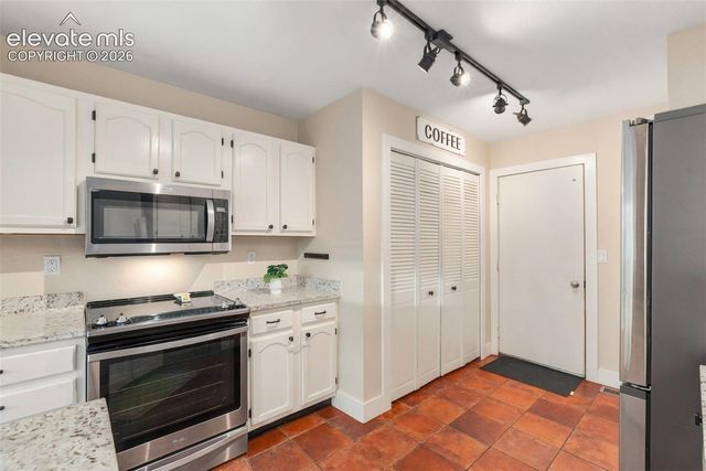 271 N Holcomb Circle, Castle Rock, CO 80104