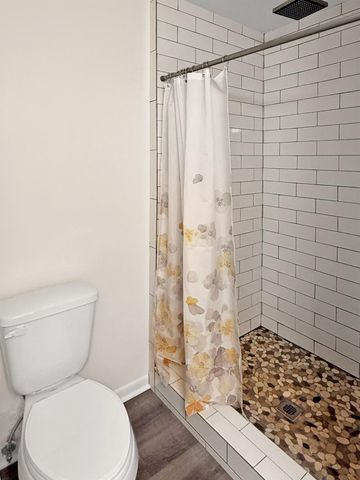 204 Meadow Lane, Brenham, TX 77833