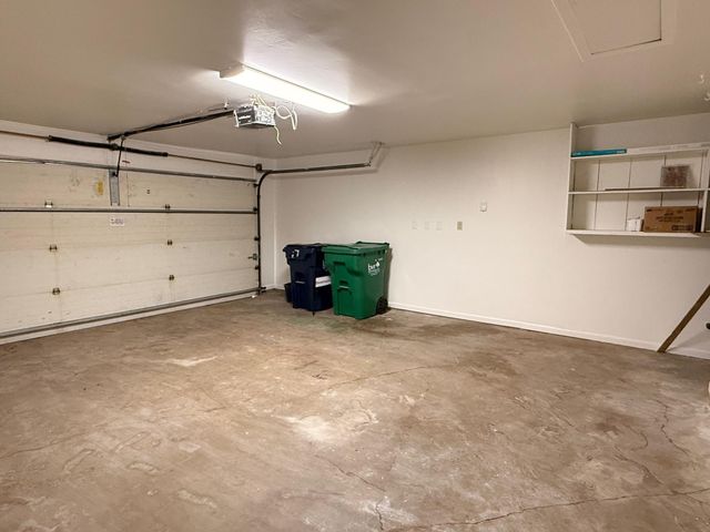 204 Meadow Lane, Brenham, TX 77833