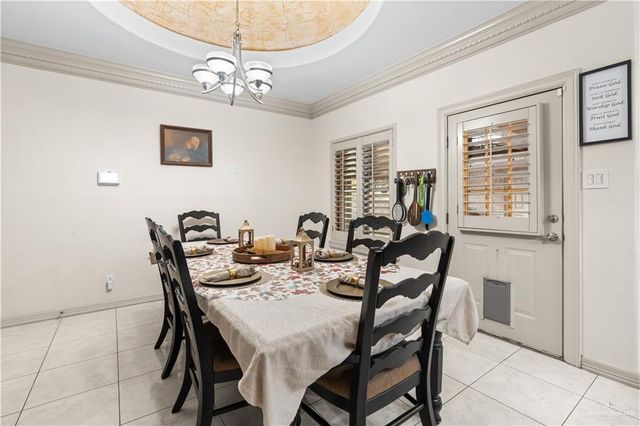 7303 N 22nd Lane, Mcallen, TX 78504