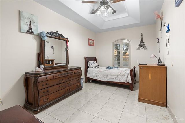 7303 N 22nd Lane, Mcallen, TX 78504