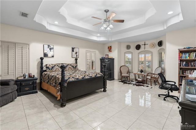 7303 N 22nd Lane, Mcallen, TX 78504