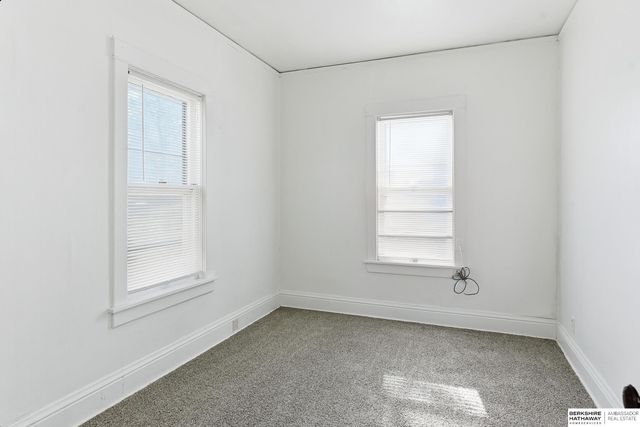 2933 Charles Street, Omaha, NE 68131