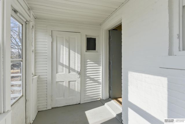 2933 Charles Street, Omaha, NE 68131