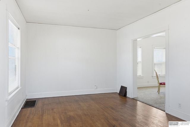 2933 Charles Street, Omaha, NE 68131