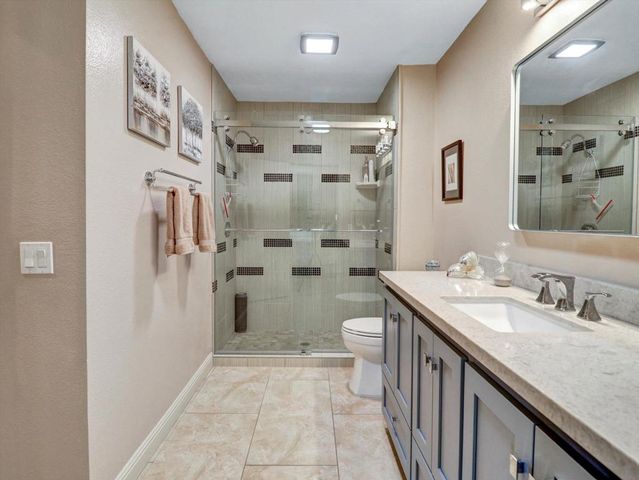 76752 Chrysanthemum Way, Palm Desert, CA 92211