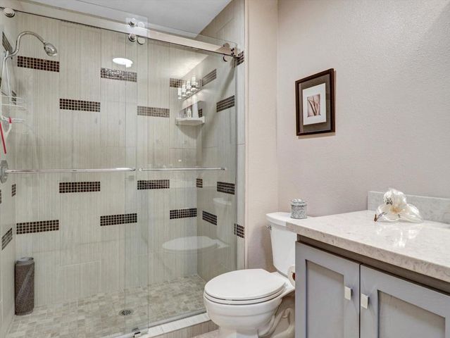 76752 Chrysanthemum Way, Palm Desert, CA 92211