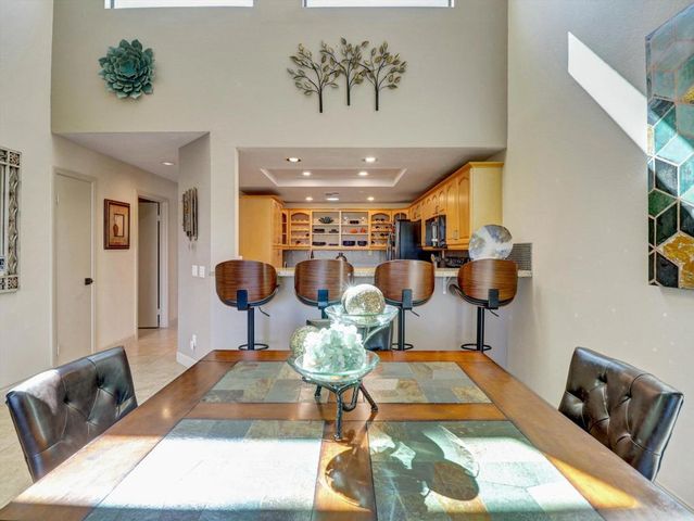 76752 Chrysanthemum Way, Palm Desert, CA 92211