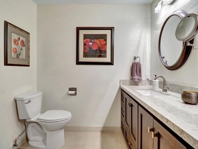 76752 Chrysanthemum Way, Palm Desert, CA 92211