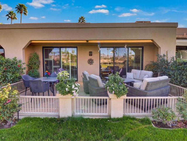 76752 Chrysanthemum Way, Palm Desert, CA 92211
