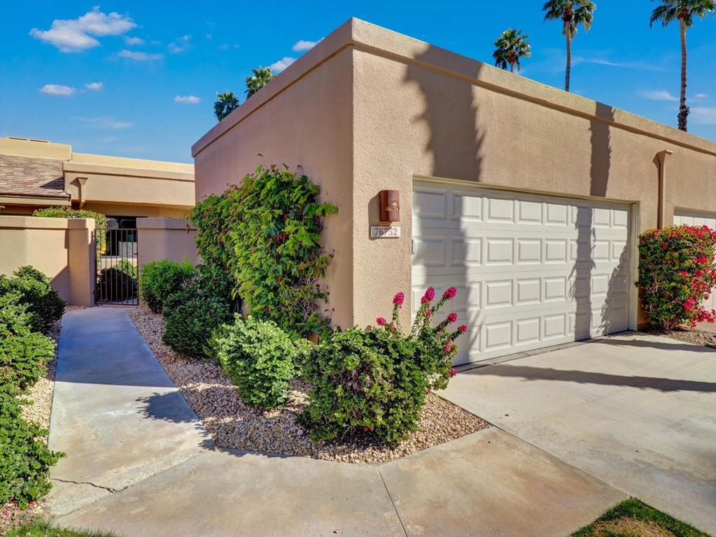 76752 Chrysanthemum Way, Palm Desert, CA 92211
