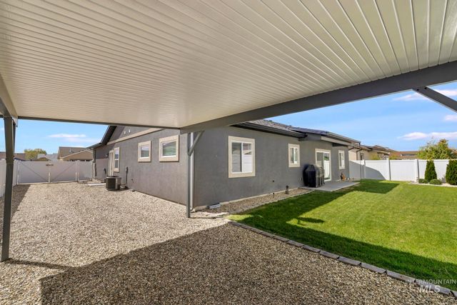 1367 Shelbi, Twin Falls, ID 83301