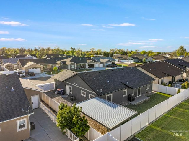 1367 Shelbi, Twin Falls, ID 83301